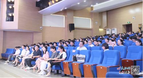 九江小學(xué)教育集團開展數(shù)學(xué)教師培訓(xùn)活動 組圖