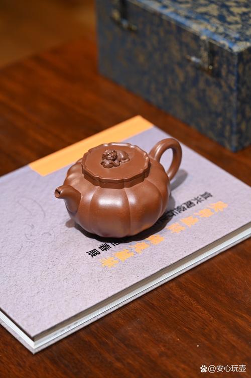 六方華樽壺 方寸之間見乾坤，2016年工藝美術(shù)之大成